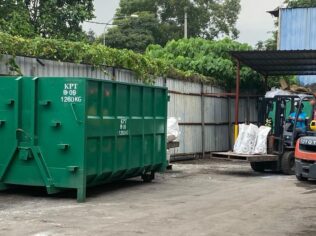 Recycling industrial waste with KPT